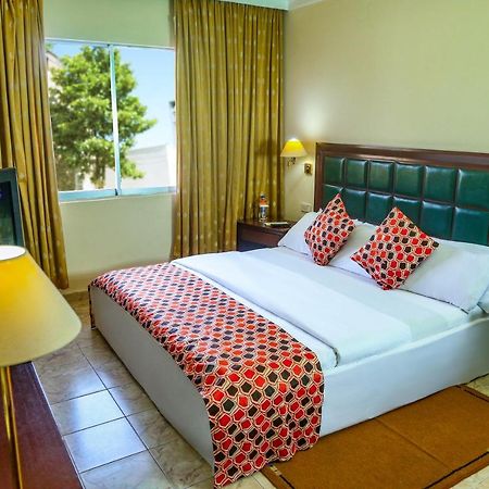 Transcorp Hotels Калабар Экстерьер фото